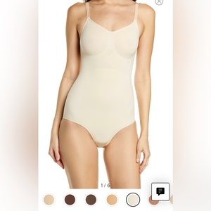 NEW SKIMS BODYSUIT BRIEF WITH SNAPS COLOR SAND SIZE S/M